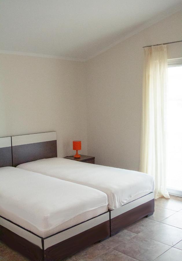 Hostel "Kraljica Snezna " Sutomore Eksteriør bilde