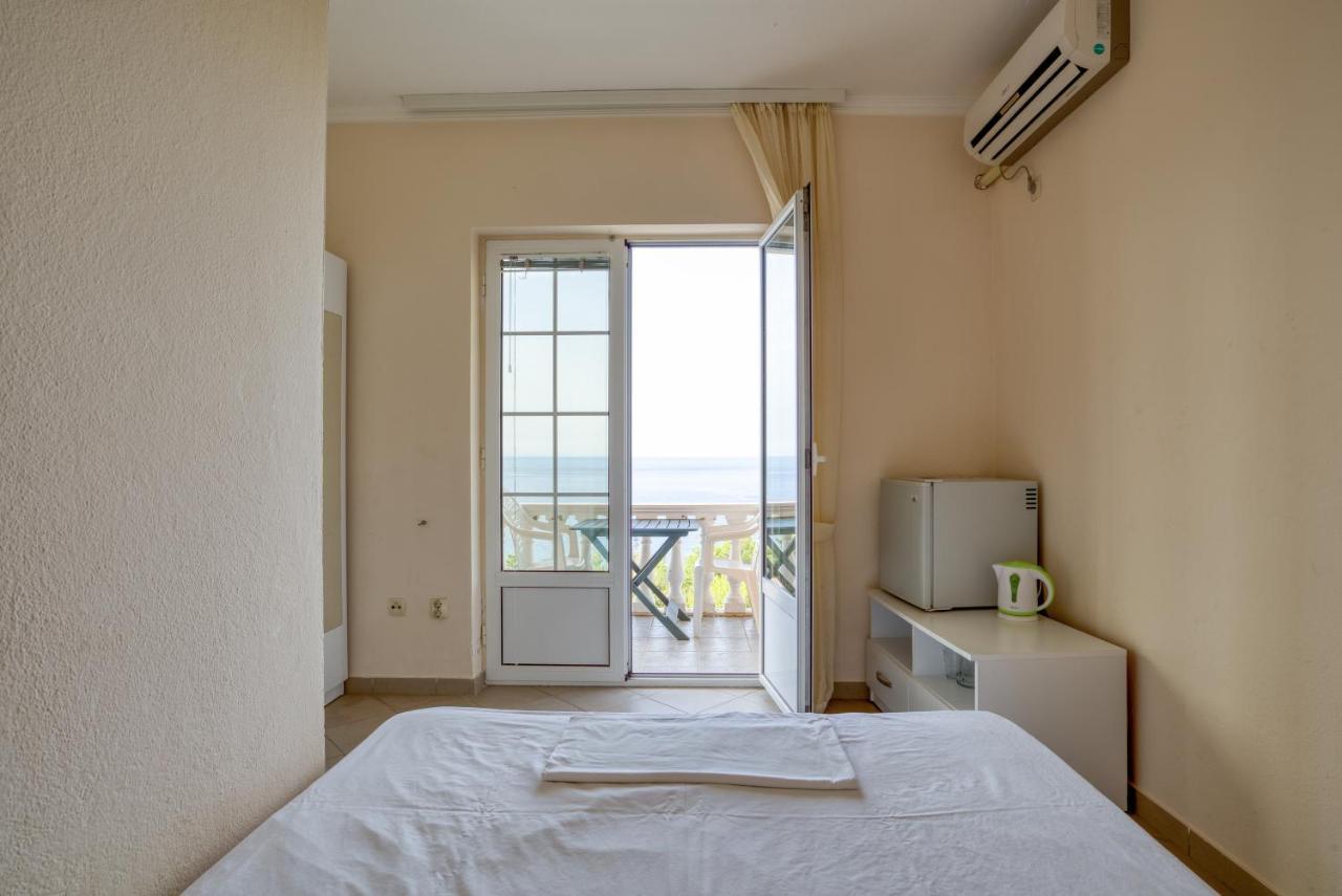 Hostel "Kraljica Snezna " Sutomore Eksteriør bilde